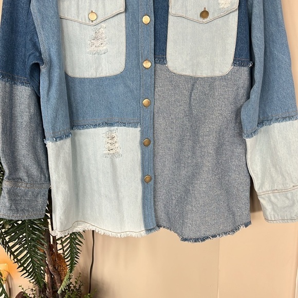 Brand New ELAN Patchwork Jacket Denim Button Up Jean Shacket Distressed Frayed - Picture 8 of 14